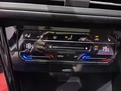 2020 Volkswagen Tayron 330TSI 2WD Luxury Smart Connect Pro, чёрный — фото 10