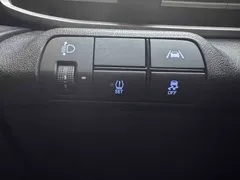 2022 Hyundai Elantra 1.5L CVT LUX Premium, белый — фото 11