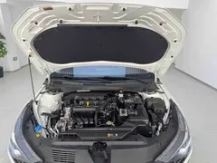 2022 Hyundai Elantra 1.5L CVT LUX Premium, белый — фото 20