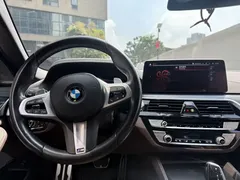 2022 BMW 5 Series 540i Fashion M Sport Package — фото 18