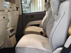 2025 Li Auto i8 Standard, синий — фото 12