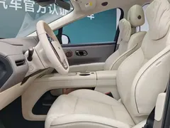 2025 Li Auto i8 Standard, синий — фото 18