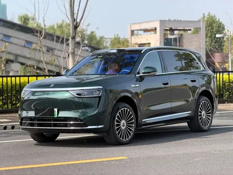 2025 Aito M8 EREV Ultra 53.4kWh 6-seat 192-line LiDAR
