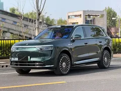 2025 Aito M8 EREV Ultra 53.4kWh 6-seat 192-line LiDAR, зелёный — фото 1