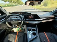 2023 Changan UNI-V 1.5T Premium, белый — фото 5