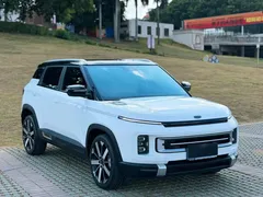 2023 Geely ICON 1.5TD, белый — фото 3