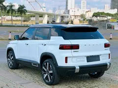2023 Geely ICON 1.5TD, белый — фото 6