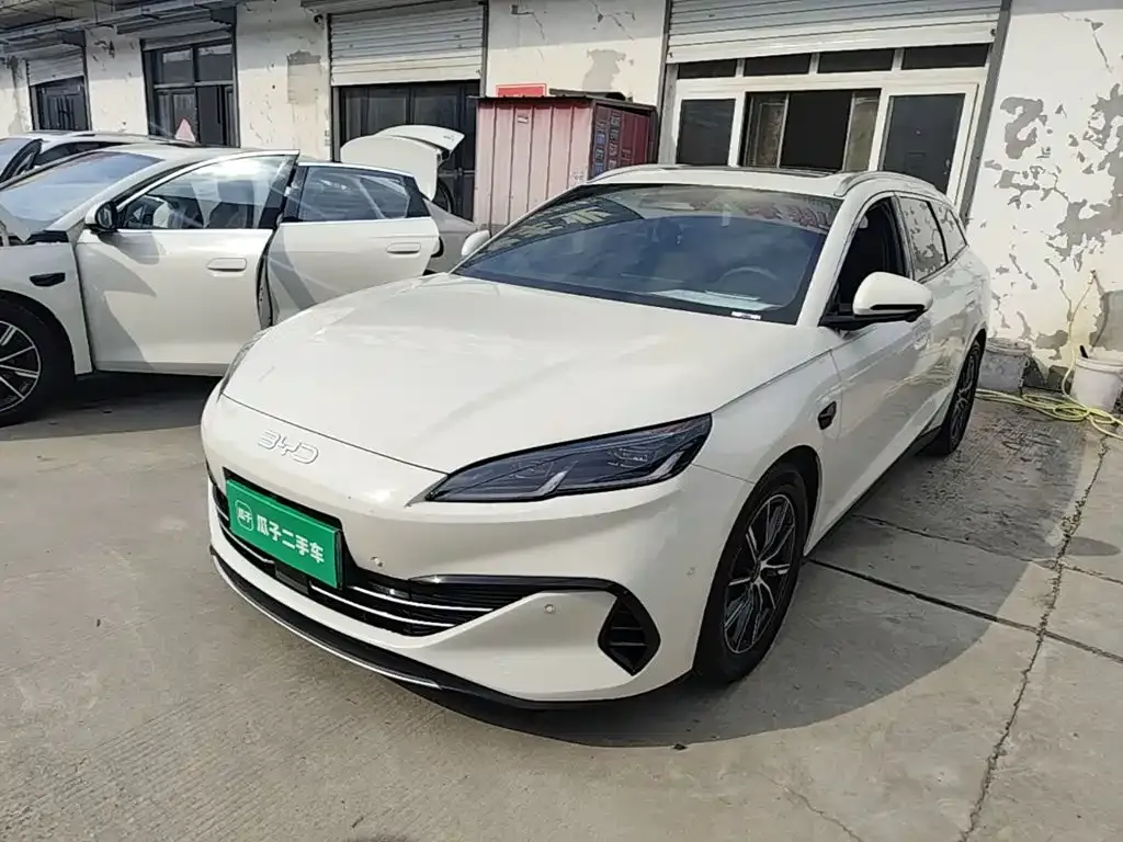2025 BYD Seal 06 Touring DM-i PHEV 80KM Premium