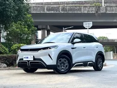 2024 BYD Yuan UP 401km Vitality, белый — фото 1