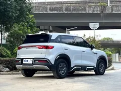 2024 BYD Yuan UP 401km Vitality, белый — фото 7