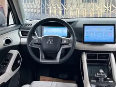 2024 BYD Yuan UP 401km Vitality, белый — фото 10