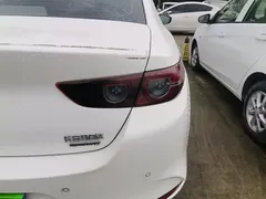 2021 Mazda 3 2.0L AT, белый — фото 8