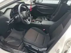 2021 Mazda 3 2.0L AT, белый — фото 15