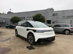 2025 Zeekr Mix Long Range ADAS, белый — фото 2