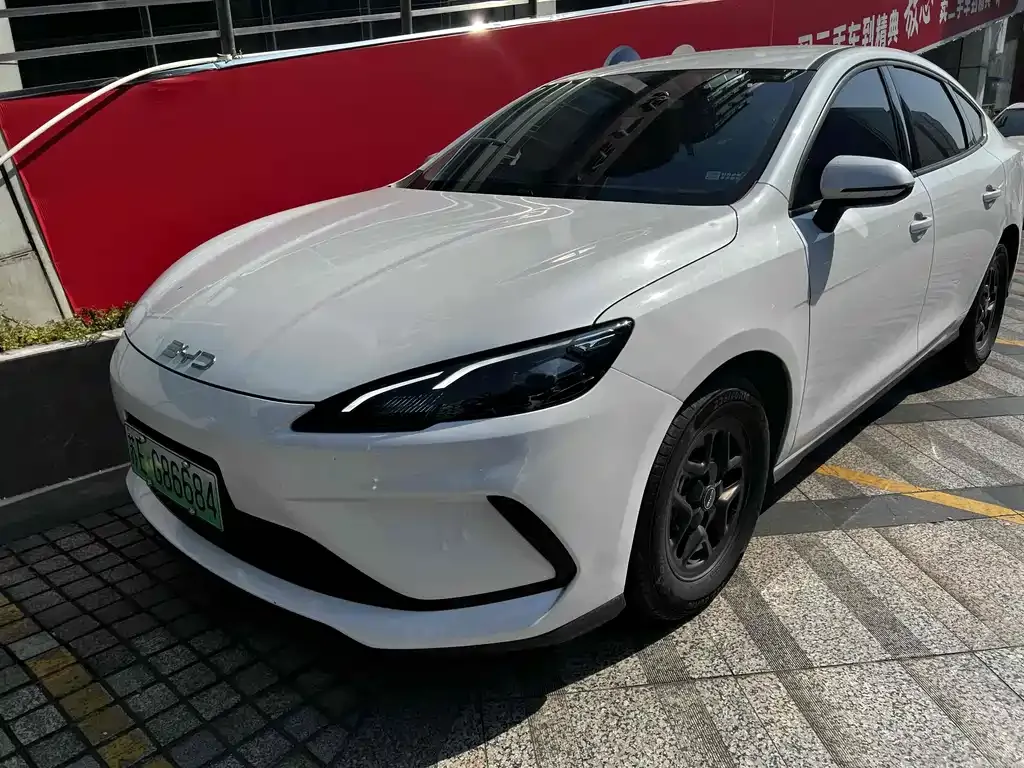 2025 BYD Seal 05 PHEV DM-i Smart Drive 55km Luxury
