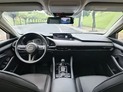 2022 Mazda 3 2.0L AT, белый — фото 8