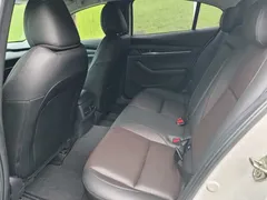 2022 Mazda 3 2.0L AT, белый — фото 9