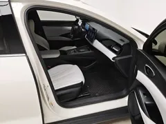 2024 BYD Seal 06 DM-i PHEV 120km Premium, белый — фото 12