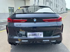 2022 BMW X6, чёрный — фото 8
