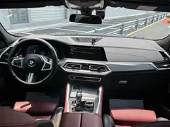 2022 BMW X6, чёрный — фото 16
