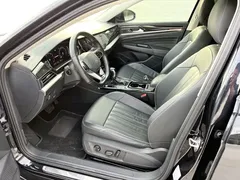 2022 Volkswagen Passat 330TSI Elite, чёрный — фото 10