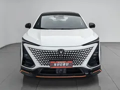 2022 Changan UNI-T 1.5T Sport Flagship, белый — фото 3