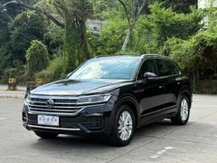 2021 Volkswagen Touareg 2.0TSI, чёрный — фото 3
