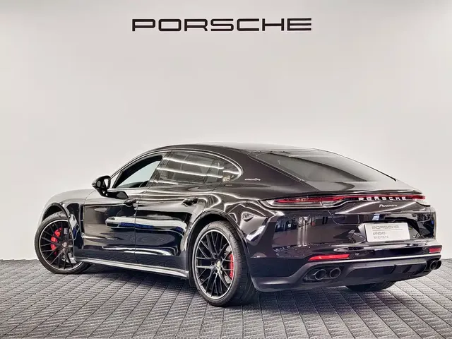 2021 Porsche Panamera 2.9T Executive
