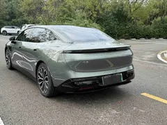 2025 Zeekr 007 Long Range RWD Smart Driving 100kWh, зелёный — фото 5