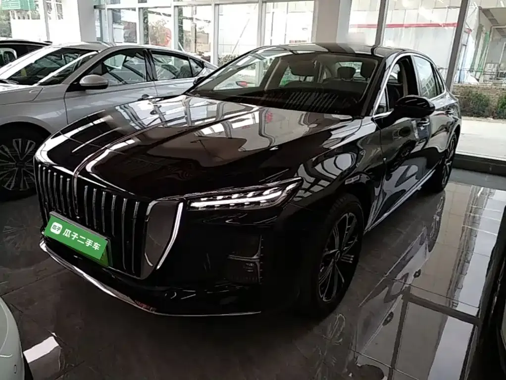 2025 Hongqi H5 PHEV 130