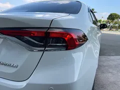 2023 Toyota Corolla 1.5L, белый — фото 13