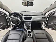 2021 Geely Emgrand UP 1.5L MT Luxury, белый — фото 9