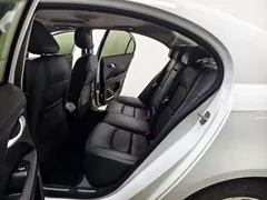 2021 Geely Emgrand UP 1.5L MT Luxury, белый — фото 13