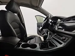 2021 Geely Emgrand UP 1.5L MT Luxury, белый — фото 15