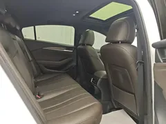 2020 Mazda 6 2.5L Skyactiv Premium, белый — фото 21