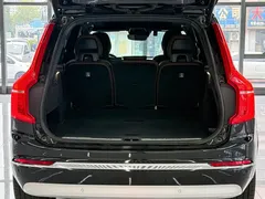 2022 Volvo XC90 B5 Luxury 5-seat, чёрный — фото 7