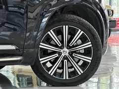 2022 Volvo XC90 B5 Luxury 5-seat, чёрный — фото 8