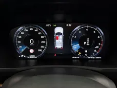 2022 Volvo XC90 B5 Luxury 5-seat, чёрный — фото 14