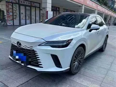2023 Lexus RX 350h 4WD, белый — фото 1