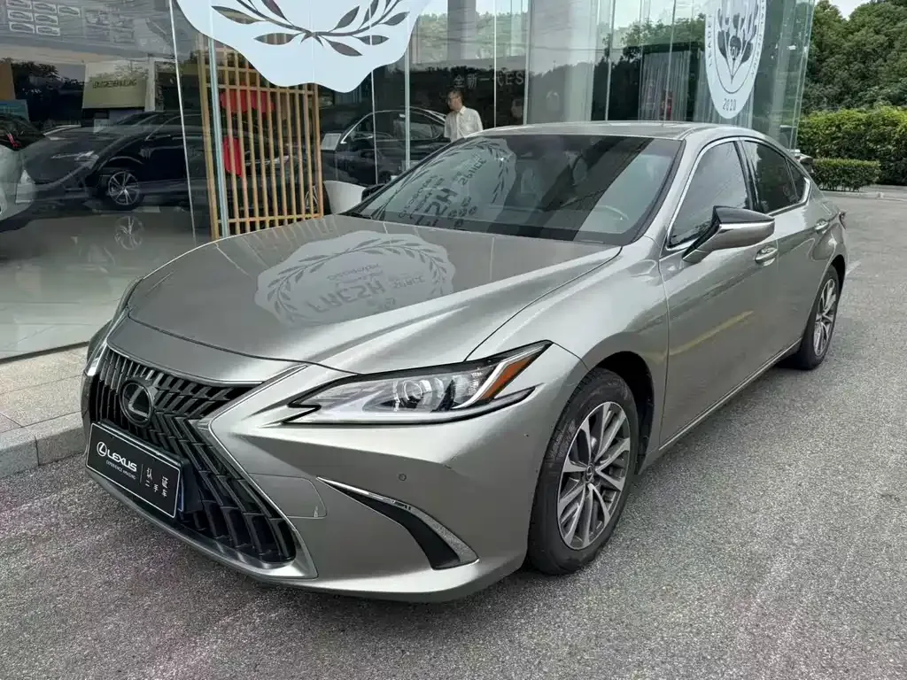2021 Lexus ES 200 Excellence