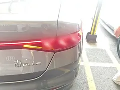 2024 BYD Qin PLUS Honor DM-i PHEV 55km Leading — фото 8