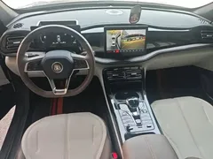 2024 BYD Qin PLUS Honor DM-i PHEV 55km Leading — фото 10
