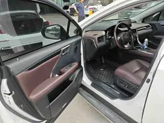 2020 Lexus RX 300 4WD Elegant, белый — фото 4