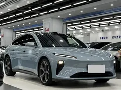2023 Nio ET5T 75kWh Touring, синий — фото 2