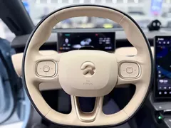 2023 Nio ET5T 75kWh Touring, синий — фото 12