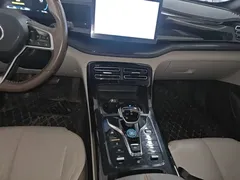 2023 BYD Qin PLUS Champion DM-i PHEV 55KM Leading, синий — фото 14