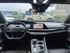 2022 Changan UNI-V 2.0T — фото 2