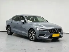 2024 Volvo S60 B4 Luxury — фото 3