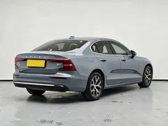 2024 Volvo S60 B4 Luxury — фото 4