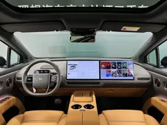 2025 Li Auto i8 Standard — фото 9